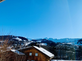 Appartement T3 à 7mn de la place du village-vue magnifique-calme et ensoleillé