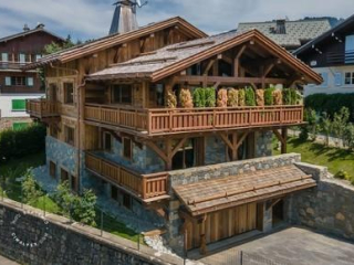 Chalet Whymper avec piscine (neuf) Megeve proche téléphérique Rochebrune, 8 minutes à pied du centre