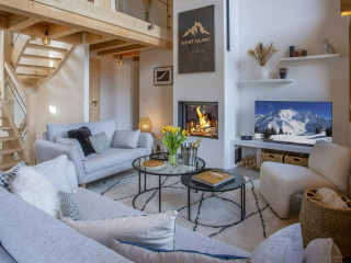 Séjour pour 8 avec vue sur les montagnes & jacuzzi