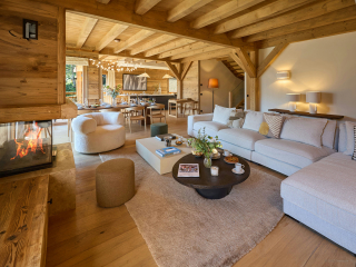 Chalet « skis aux pieds » avec spa (max 10 adultes)