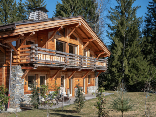 Séjour familial pour 12 avec sauna, hammam, salle de cinéma