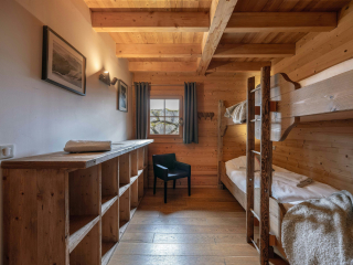 Spacieux chalet pour 15 à Combloux avec sauna et terrasse