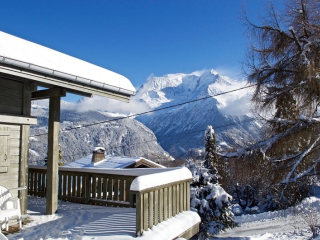 Magnifique chalet face au Mont-Blanc (8 à 12 personnes)
