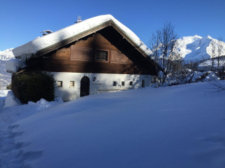 Chalet très chaleureux avec vue exceptionnelle sur Chaîne du Mt Blanc