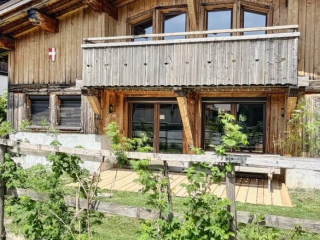 Chalet à MEGEVE 200 M2 pour 8 personnes 3 Chambres PROCHE CENTRE ET PISTES  - FIBRE OPTIQUE 