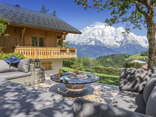 LES CERISES — face au Mont-Blanc — Jacuzzi, hammam, sauna, cinéma…